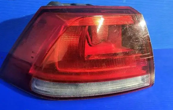 Volkswagen Golf VII Rear/tail lights 5G0945095M