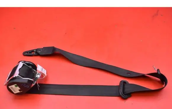 Audi A6 Allroad C5 Front seatbelt 4F0857706