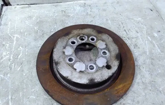 Land Rover Discovery 4 - LR4 Rear brake disc