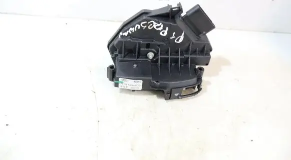 Ford Transit Courier Sliding door lock 