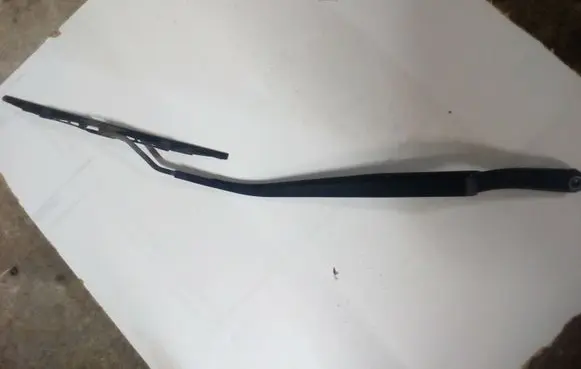 Opel Antara Rear wiper blade arm 25911767
