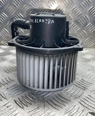 Hyundai Elantra Heater fan/blower 8200228004