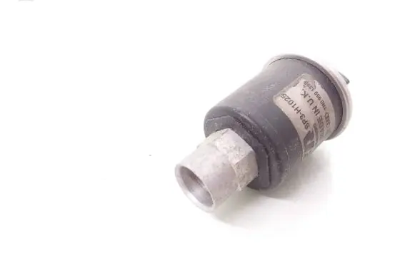 Air conditioning (A/C) pressure sensor