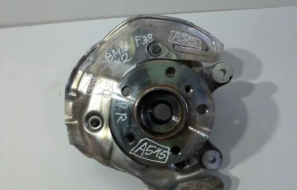BMW X2 F39 Front wheel hub spindle knuckle 6876854
