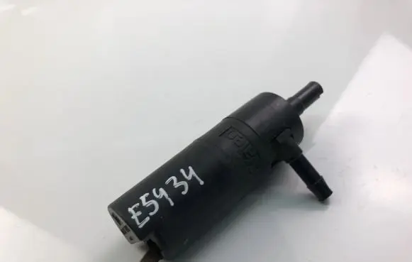 Alfa Romeo 156 Windscreen/windshield washer pump 091197