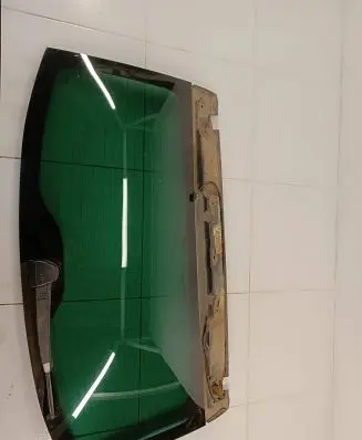 Volkswagen Touareg I Rear windscreen/windshield window 43R005274 DOT77M75100AS3