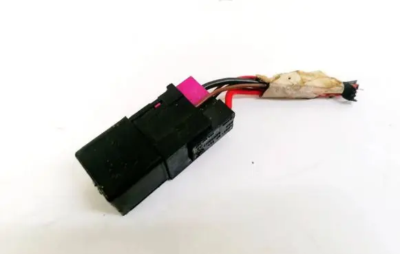 Volkswagen Golf Plus Other relay 3D0951253A