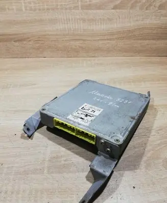 Mazda 323 F Engine control unit/module ECU 974562X B671