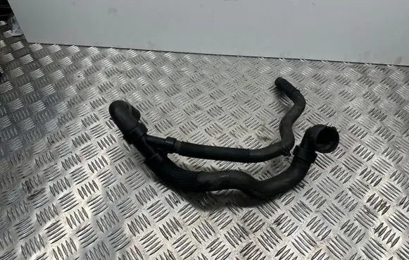Ford Mondeo MK IV Engine coolant pipe/hose