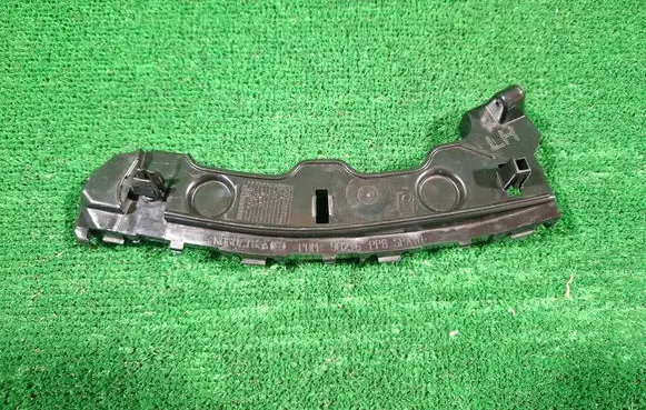 Volkswagen Sharan Front bumper mounting bracket 7N0807183