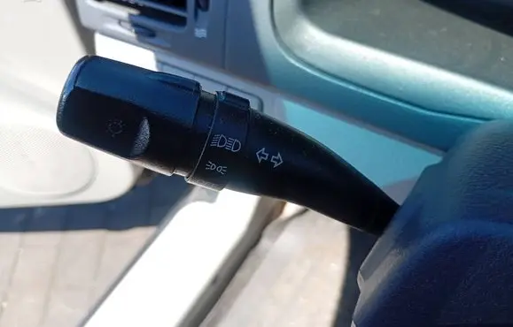 KIA Cerato Light switch