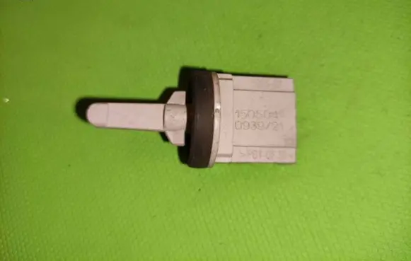 Volkswagen Caddy Interior temperature sensor 1K0907543A
