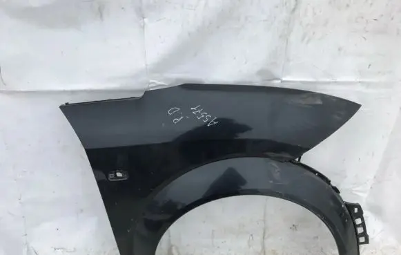 Audi A2 Fender juoda