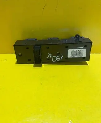 KIA Soul Electric window control switch 935702K510