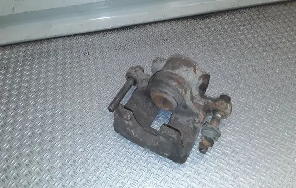Mitsubishi Outlander Rear brake caliper 