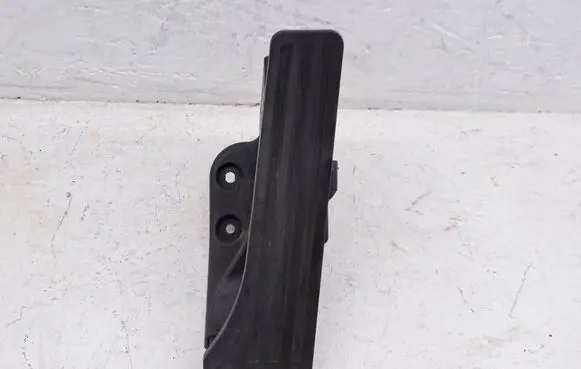 Mercedes-Benz C W205 Accelerator throttle pedal A2053000004