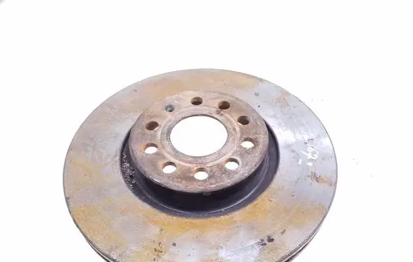 Volkswagen Touran I Front brake disc