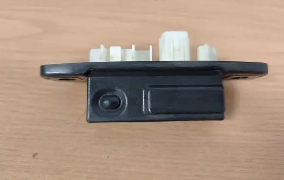 Toyota Yaris Cross Tailgate opening switch 15d355