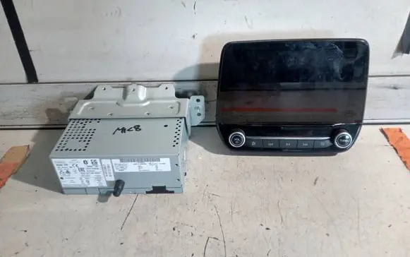 Ford Fiesta Radio/CD/DVD/GPS head unit L1TT18D804HL K1BT18B955FC