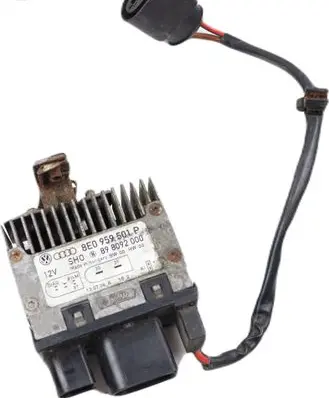 Audi A4 S4 B7 8E 8H Coolant fan relay 8E0959501P