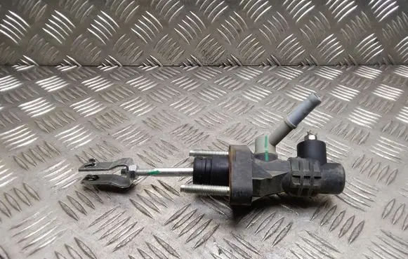 Toyota Corolla Verso AR10 Clutch master cylinder