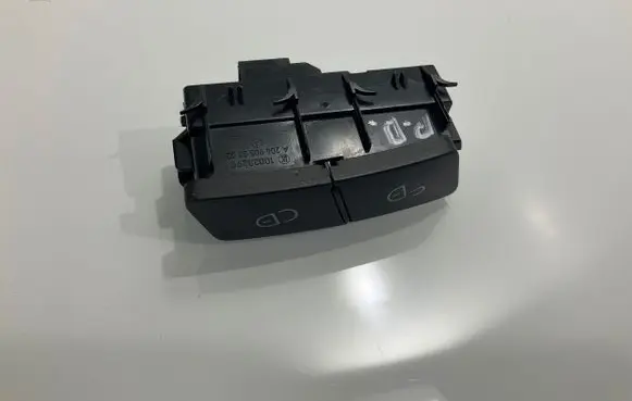 Mercedes-Benz E W212 Central locking switch button A2049058502 10023299 2049058502