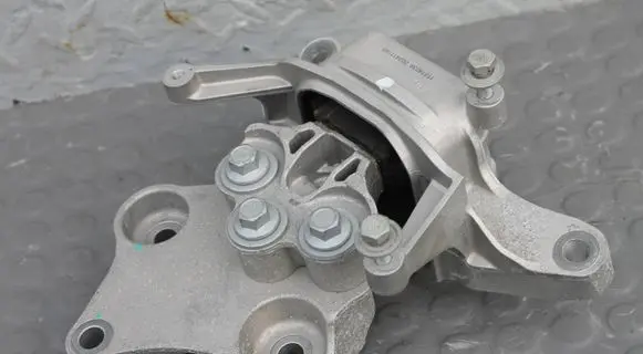 MG HS Gearbox mount 11314039HSII 11314039