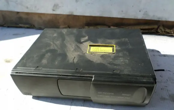 Toyota Auris 150 CD/DVD changer 0860100911