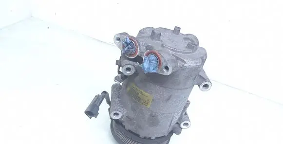 Ford Focus Air conditioning (A/C) compressor (pump) 3M5W19D629KF