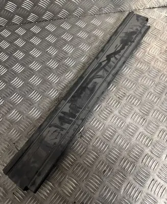 Opel Zafira C Radiator trim 13267639