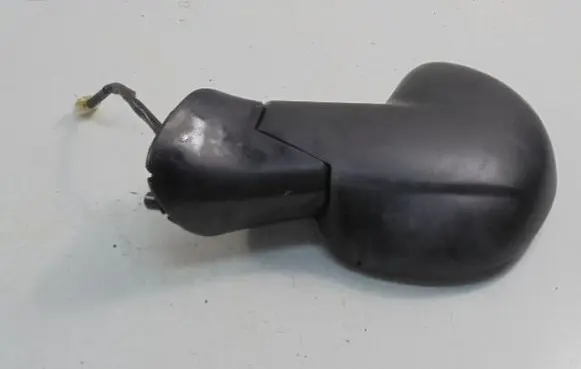 Manual wing mirror