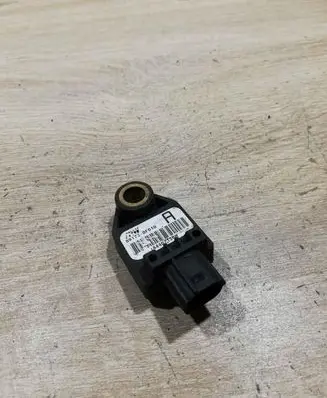 Toyota Avensis Verso Airbag deployment crash/impact sensor 891730F010