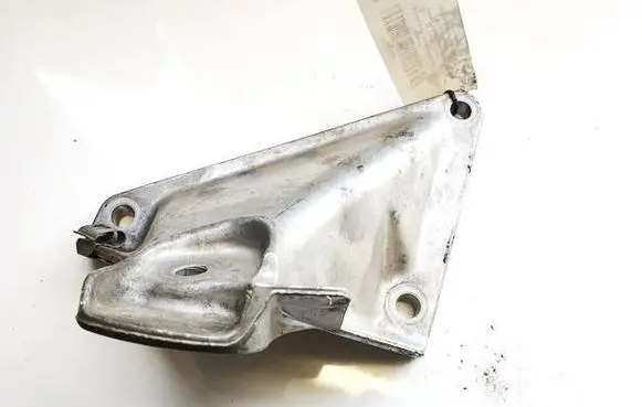 BMW 5 E60 E61 Engine mounting bracket 211676114901 22116761149