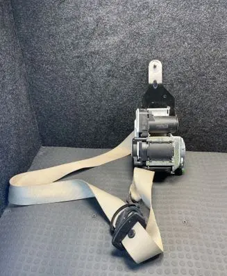 Mercedes-Benz CLS C218 X218 Front seatbelt A2188602185