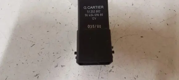 Citroen C4 I Glow plug pre-heat relay 51252002 9640469680