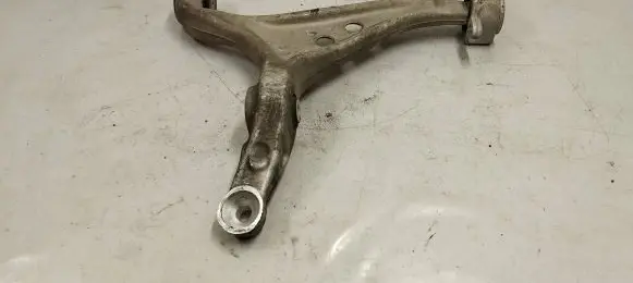 Mercedes-Benz GLE (W166 - C292) Front lower control arm/wishbone A16604 16604