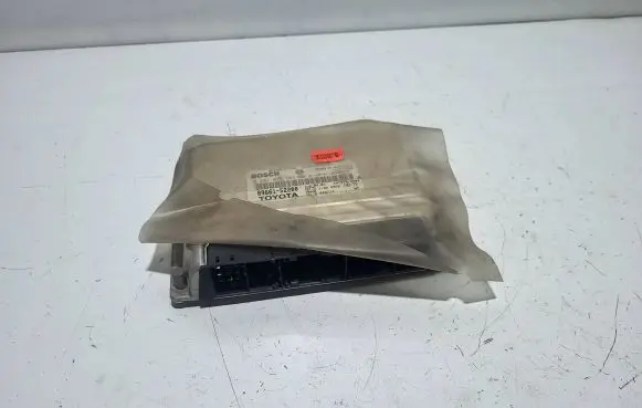 Toyota Yaris Engine control unit/module 8966152200 4079180002 0281010563
