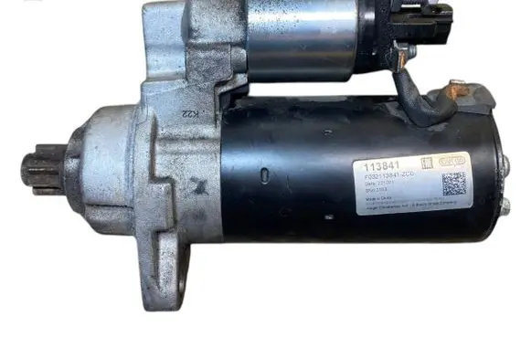 Volkswagen Transporter - Caravelle T5 Starter motor 113841 F032113841