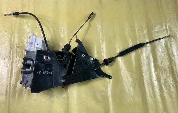 Mercedes-Benz B W245 Front door lock 1697202735 1697202535 A1697600004