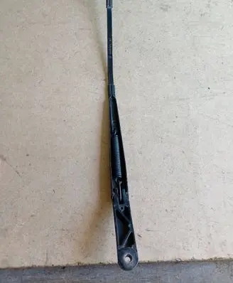 Volkswagen Touran I Front wiper blade arm 1T0955409A