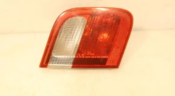 BMW 3 E46 Rear/tail lights 04940863