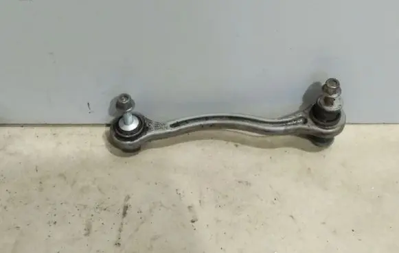 Mercedes-Benz C W205 Rear upper control arm/wishbone 20402