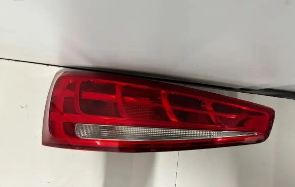Audi Q3 8U Rear/tail lights 8U0945093