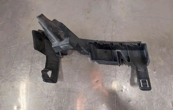 Land Rover Range Rover Sport L494 Front bumper mounting bracket DK6217C863AA DK6217C863