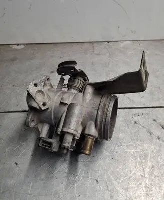 Saab 9000 CS Throttle valve 910761