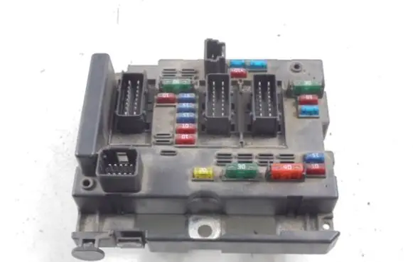 Peugeot 307 Fuse box set 9643537980