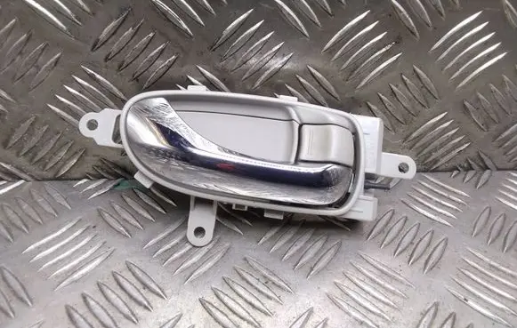 Nissan Leaf I (ZE0) Front door interior handle