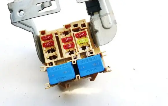 Renault Kadjar Fuse box set 252309f920