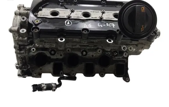 Audi A5 8T 8F Engine head 0593AL