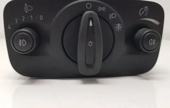 Ford Ecosport Light switch C1BT13A024AB